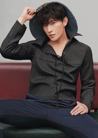 人物志杨洋封面图