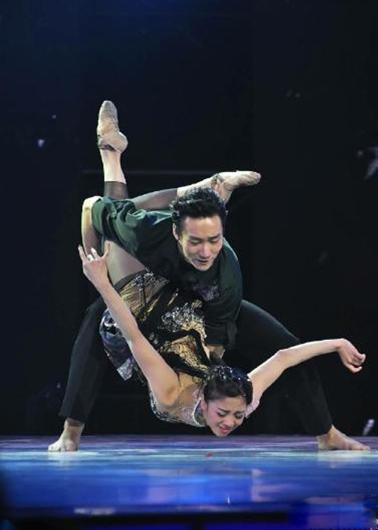 2015中美舞林冠军对抗赛封面图